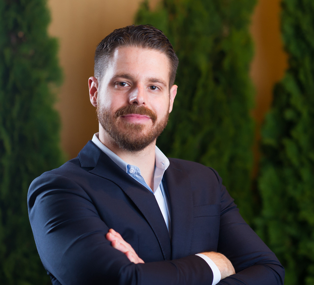 Alexander Lovell headshot